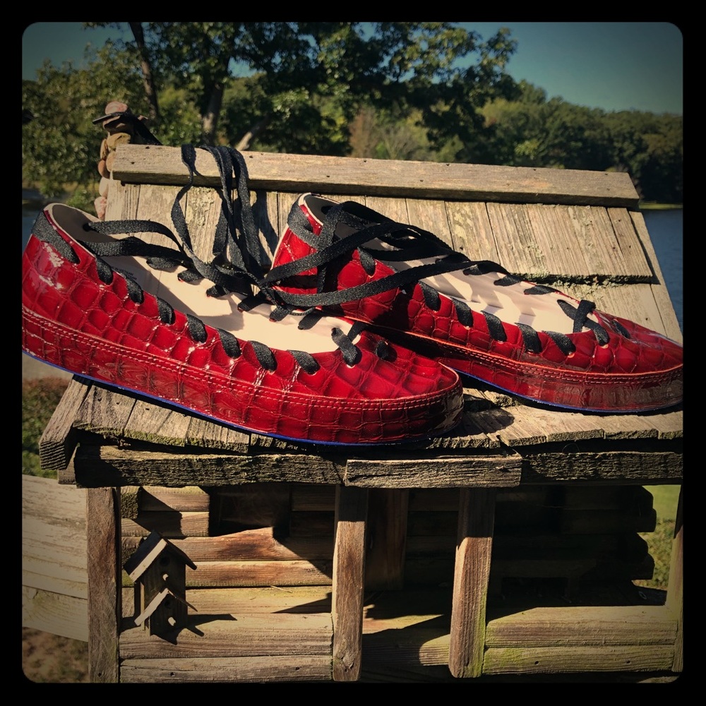 NWT Beautiful Ruby Red Size Nine Koche Converse